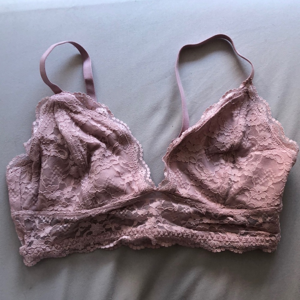 Pink lace bralette✨